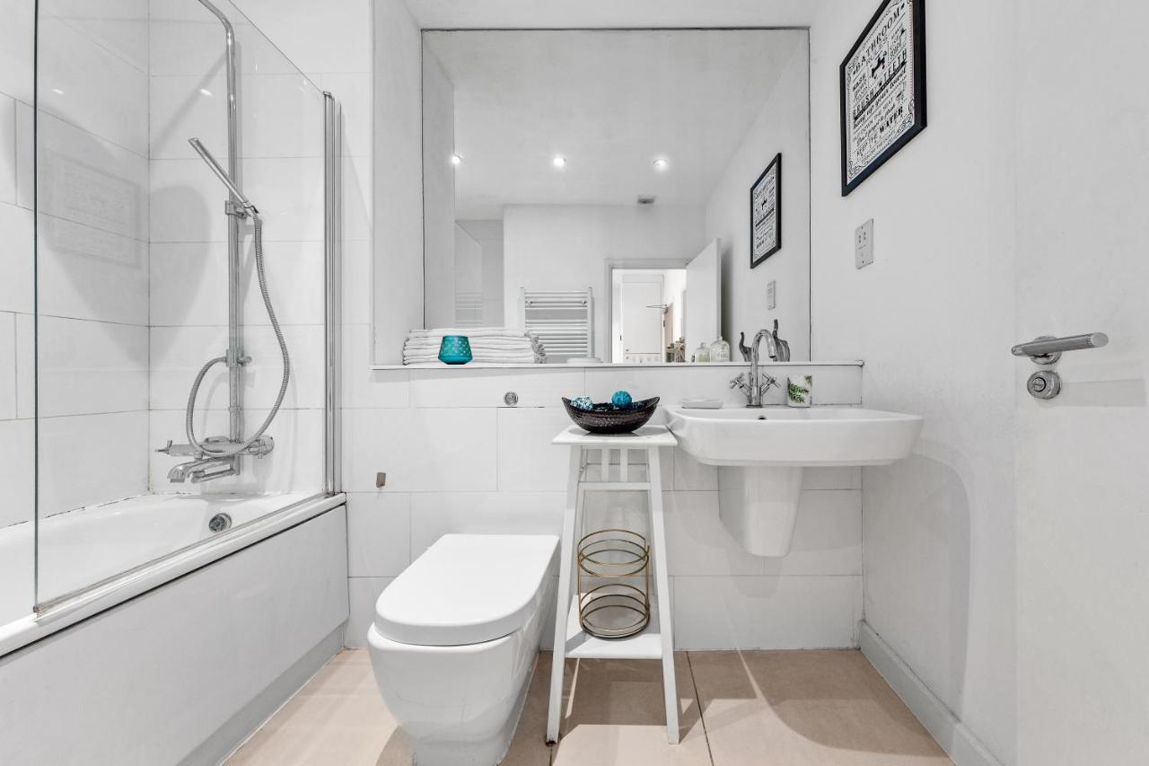 3-Bedroom Flat In London Sleeps 14 Hy1 Zewnętrze zdjęcie